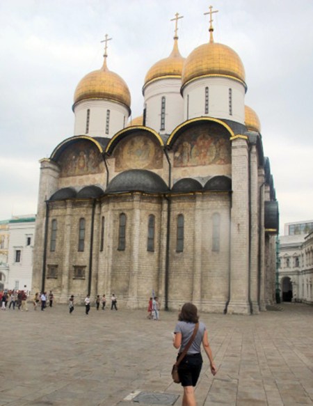 RUSIA 2° ENTRADA 39 (MOSCU) EL KREMLIN - LA CATEDRAL DE LA DORMICIÓN SE CONSTRUYO EN LOS AÑOS 1475 A 1479 EN LA EPOCA DE IVAN I DE RUSIA