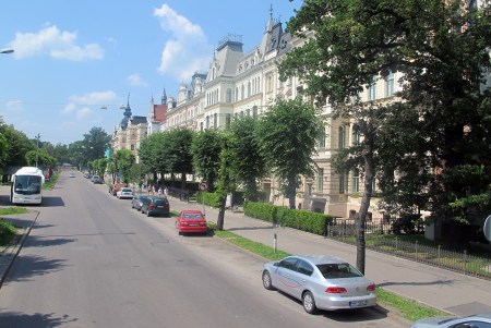 LETONIA 13 (RIGA) ES LA CAPITAL DE LETONIA. TIENEA 696.618 HABITANTES