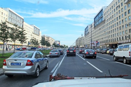 RUSIA 2º ENTRADA 1 (SAN PETESBURGO) LLEGADA POR LA CARRETERA E-105