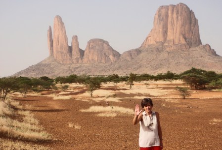 MALI 182 (REGION DE HOMBORI, Y SUS MONUMENTOS EN PIEDRA) LA MANO DE FATIMA, UNA DE LAS MOTAÑAS MAS CARACTERISTICAS