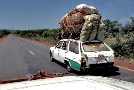 MALI 2 (KAYES) ESTO SE LLAMA APROVECHAR EL VOLUMEN