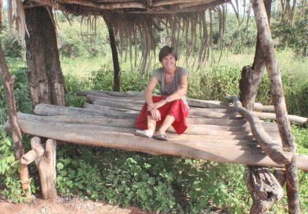 SENEGAL 49 ( AL ESTE RUMBO KAOLACK) PARADA DONDE LOS LOCALES ESPERAN LOS LLAMADOS TAXI-SELVA