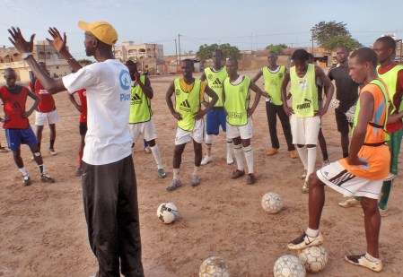 SENEGAL 54 (KAOLACK) EL SALOUM ES UN EQUIPO DE FUTBOL DE SENEGAL QUE JUEGA EN LA PRIMERA DIVISION