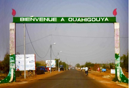 BURKIINA FASO 1 (OUAHIGOUYA) POBLACION DE UNOS 124.000 HABITANTES, ESTA A 18O KM DE OUAGADOUGOU