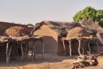 BURKIINA FASO 90 (DE VUELTA DE COSTA DE MARFIL HACIA NIGER) LA ZONA ES MUY POBRE