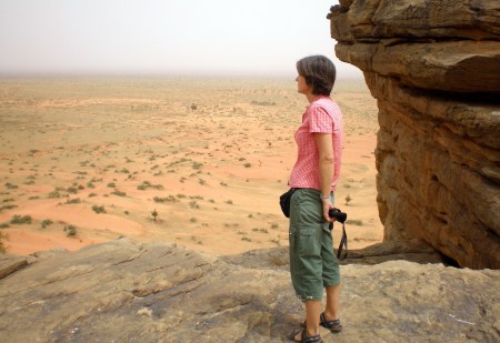 MALI 206 (EL PAIS DE DOGONES-BAJANDO LA FALLA) SE SITUA ENTRE LA SABANA EN ALTO Y LA PLANICIE DEL RIO NIGER