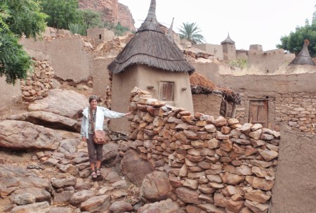 MALI 218 (POBLADOS DOGONES) UN MISTERIO ALGUNOS ANTIGUOS DE CONOCIMIENTOS ASTRONOMICOS DE LOS DOGONES NO FUERON DESCUBIERTOS POR NOSOTROS HASTA EL SIGLO XIX