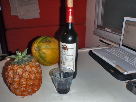 CAMERUN 136. YAUNDE. MONASTERIO DE NUESTRA SEÑORA DE LOS BENEDICTINOS DEL MONTE FEBE. FUNDADO EN 1964 (POR LA ABADIA BENEDICTINA DE ENGELBERG EN SUIZA), ESTA SITUADO SOBRE UNA DE LAS COLINAS DE YAUNDE, HICIMOS CAMPING EN SUS JARDINES DOS DIAS !!!