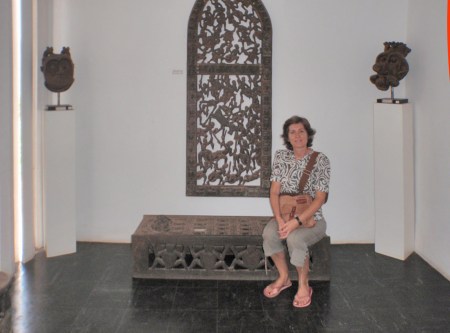 CAMERUN 138, YAUNDE. MONASTERIO DE NUESTRA SEÑORA DE LOS BENEDICTINOS DEL MONTE FEBE, DETALLES 1A