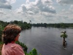 CAMERUN 176. POR EL DEPARTAMENTO DEL OCEANO. (HACIA LAS CATARATAS DE LA LOBE) EL NYONG ES UN GRAN RIO DEL SUR DE CAMERUN, DESEMBOCA EN EL ATLANTICO A LA ALTURA DEL GOLFO DE BIAFRA
