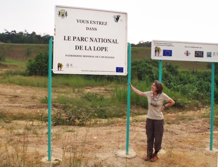 GABON 100. (EL PARQUE NACIONAL DE LA LOPE) DE CAMINO A FRANCEVILLE NOS HEMOS DESVIADO AL SUR PARA VISITAR LA RESERVA