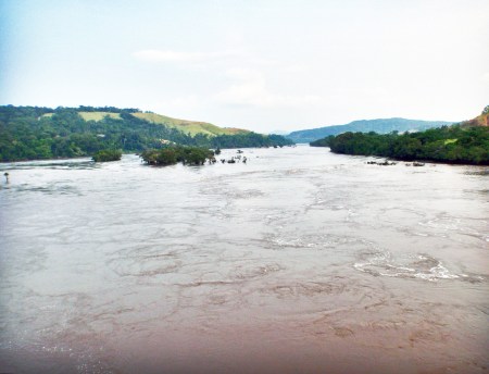 GABON 14. (AL NORTE) DEL ECUADOR). IMAGENES DE RIOS DEL NORTE 5