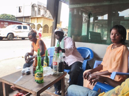 CONGO BRAZZAVILLE 35. (DISTRITO DEL PLATEAUX, POBLACION DE GAMBOMA) ES UN CENTRO DEL COMERCIO ENTRE EL NORTE Y EL SUR DEL PAIS