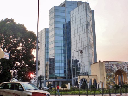 CONGO BRAZZAVILLE 43. (BRAZAVILLE CIUDAD) EL EDIFICIO DEL CENTRO CREATIVO DE LA UNESCO