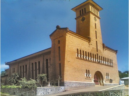 CONGO KINSASA 52. (BOMA) LA NUEVA CATEDRAL DEDICADA A NUESTRA SEÑORA DE LA ASUNCION
